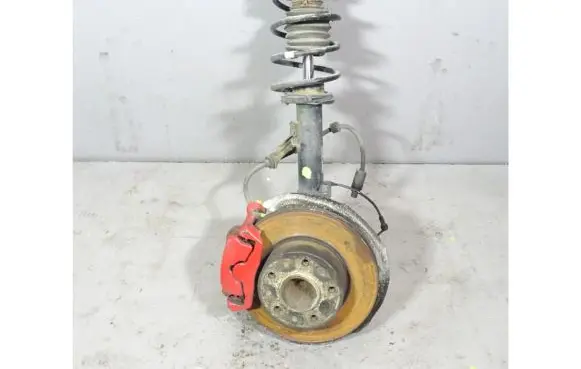 BMW 1 E82 E88 Front shock absorber with coil spring 6771558
