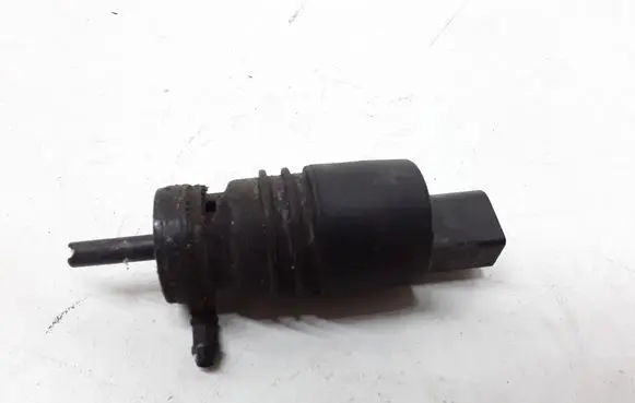 Audi A2 Windscreen/windshield washer pump