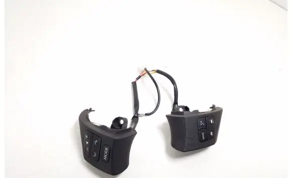 Lexus IS 220D-250-350 Steering wheel buttons/switches 84250-53070