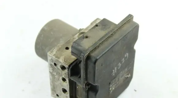BMW 5 E60 E61 ABS Pump 6768910 6768912