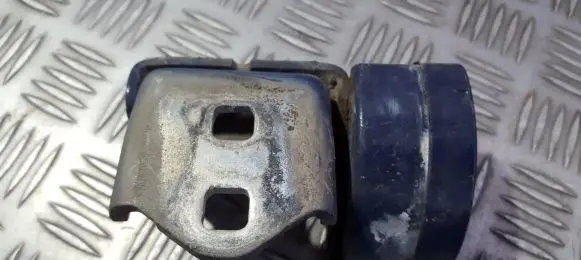 Renault Scenic II - Grand scenic II Rear door lower hinge