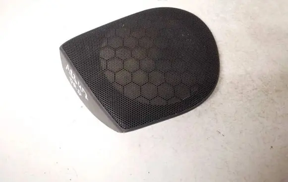 Side speaker trim/cover