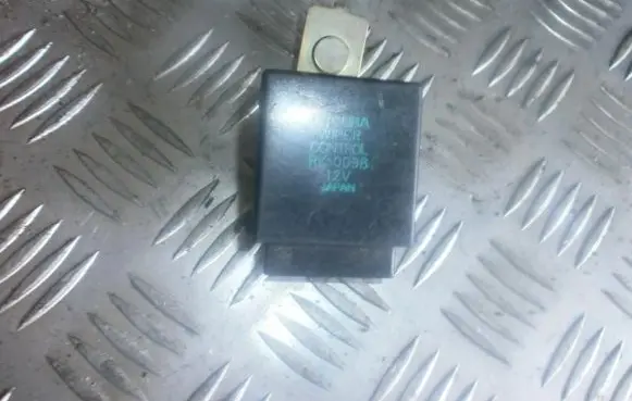 Toyota Camry Window wiper relay RK0098