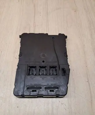 Renault Megane II Comfort/convenience module 8200261824 02238 S118400200G