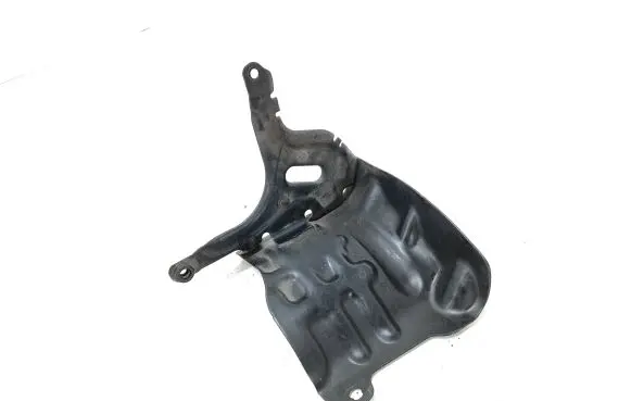 Volvo V40 Other engine bay part