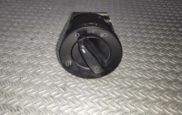 Light switch