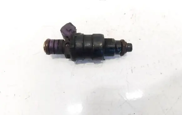 Volvo S40, V40 Fuel injector 9125118