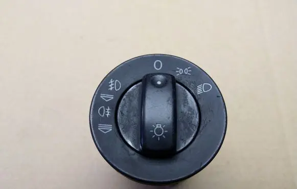 Audi A4 S4 B7 8E 8H Light switch 8E0941531C