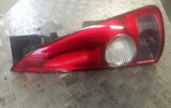 Renault Espace - Grand espace IV Rear/tail lights 8200027152