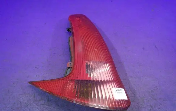 Peugeot 206 Rear/tail lights 1318