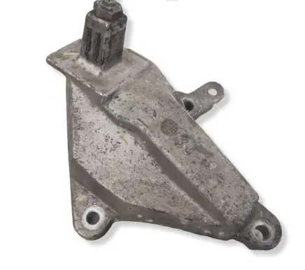 Nissan Micra Gearbox mounting bracket 