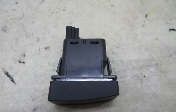 Mazda CX-5 Hazard light switch KD45664H0