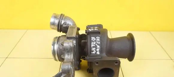 BMW 3 E90 E91 Turbo 7808758 4HTR15 102