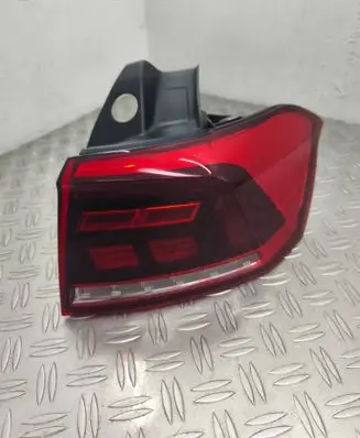 Volkswagen PASSAT B8 Rear/tail lights 3G9945096F ZSBSBBR