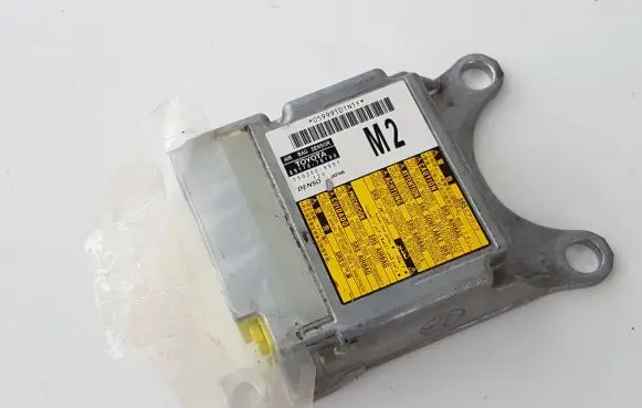 Lexus CT 200H Airbag control unit/module 8917076190 1503009991 05999101NI