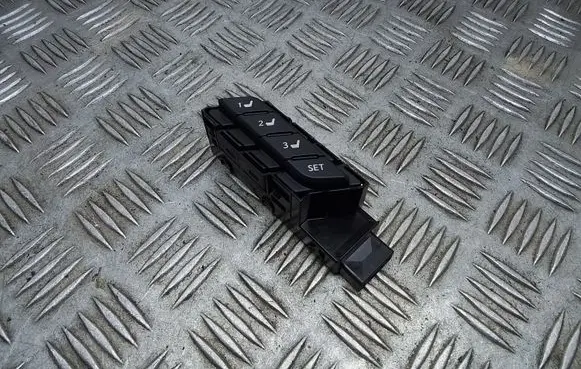 Lexus RX 450H Seat memory switch 15D395R