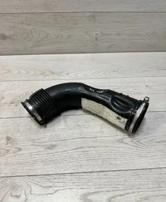 BMW 4 F32 F33 Turbo air intake inlet pipe/hose 8512381 10991213 70529005