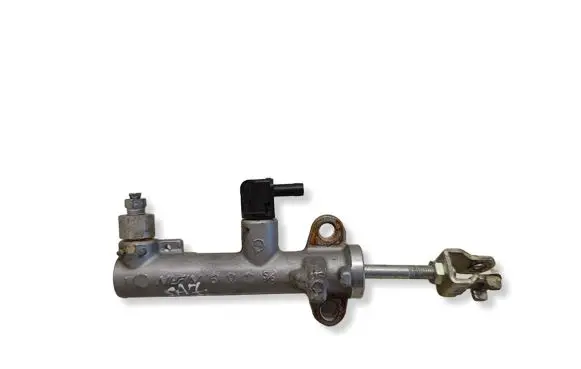 Honda Civic Clutch master cylinder 
