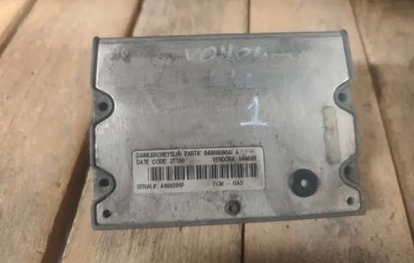Chrysler Voyager Engine control unit/module 04869000AI 64469H A060286P