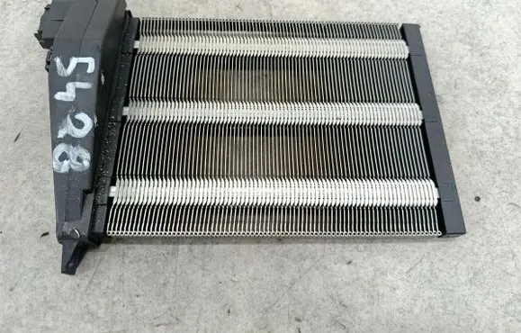 Volkswagen PASSAT B6 Air conditioning (A/C) radiator (interior) 1K0963235E