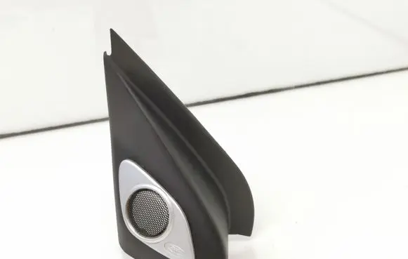 Mitsubishi Outlander Front door speaker cover trim SP002064