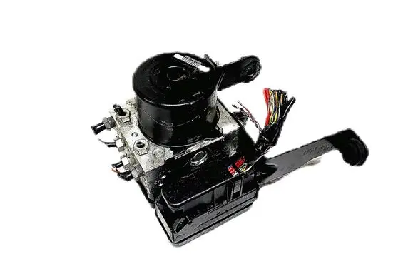Volvo S40, V40 ABS Pump P31317378 AV61-2C405-CB