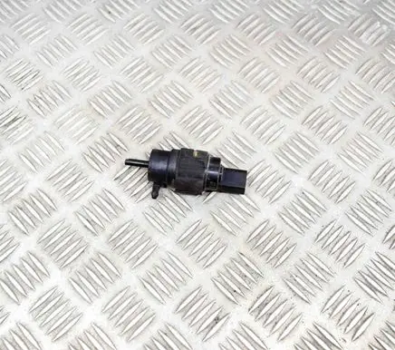 Audi A5 8T 8F Windscreen/windshield washer pump 8K5955647