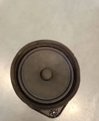 Opel Zafira C Front door speaker 