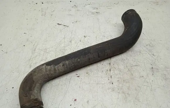 Intercooler hose/pipe