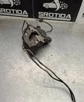 Mercedes-Benz E W211 Front door lock a2117200335