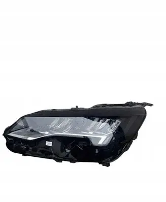 Peugeot 3008 II Headlight/headlamp 89914773