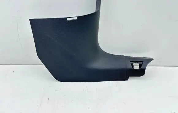 Front sill trim cover