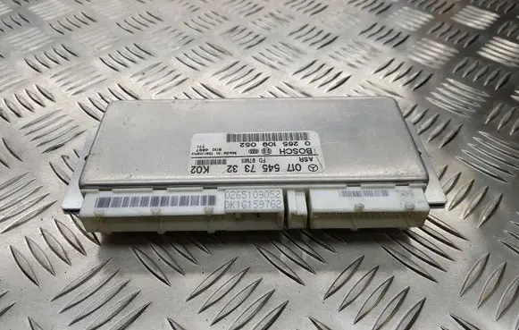 Mercedes-Benz E W210 ABS control unit/module 0175457332 K02