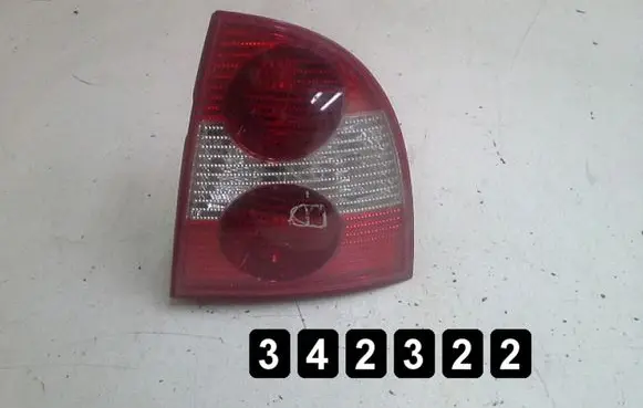Volkswagen PASSAT B5.5 Rear/tail lights