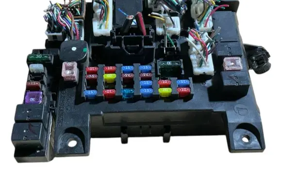 Mitsubishi ASX Fuse module 8637A643 7211008724 51945J238