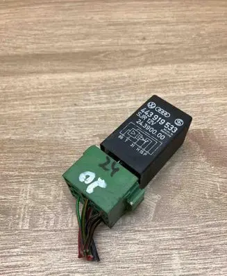 Audi A4 S4 B5 8D Other relay 443919533 24390000