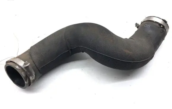 Audi Q5 SQ5 Intercooler hose/pipe 8R0145737N