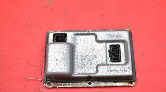 Porsche Cayenne (9PA) Voltage converter/converter module 89030460