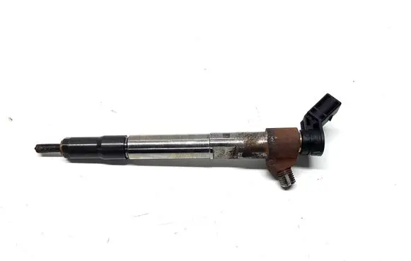 KIA Sportage Fuel injector 338002U000