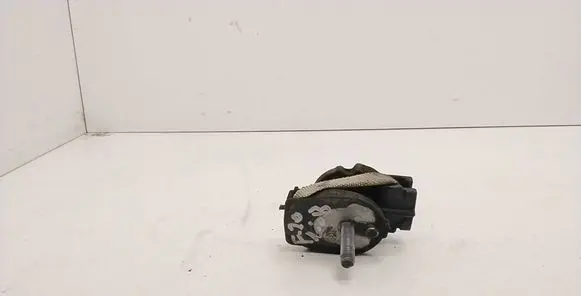BMW 1 F20 F21 Gearbox mount 6796617