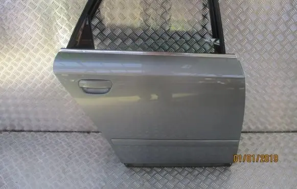 Audi A4 S4 B7 8E 8H Front door