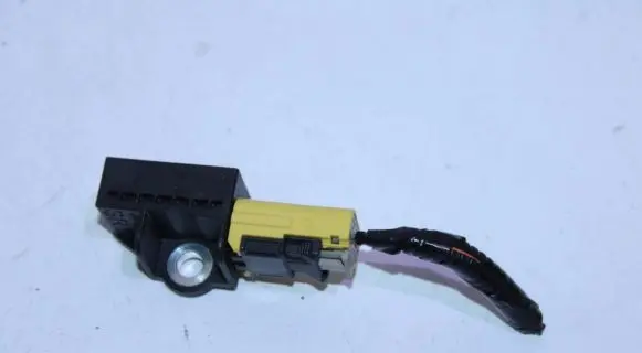 Honda CR-V Airbag deployment crash/impact sensor