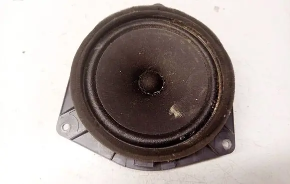 Toyota RAV 4 (XA30) Front door speaker 8616022A10
