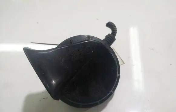 Audi A3 S3 8P Horn signal E120009