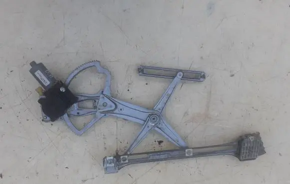 Front door window regulator with motor