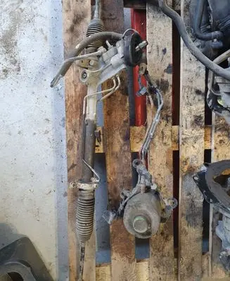 Volkswagen Polo Steering rack