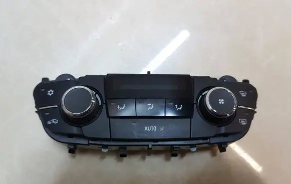 Opel Insignia A Climate control unit GM13273095