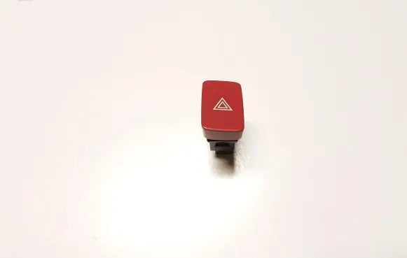 Hyundai Tucson JM Hazard light switch 937902E900 864W0140