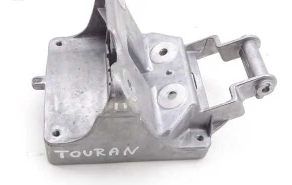 Volkswagen Touran I Steering wheel axle 1T0419250A