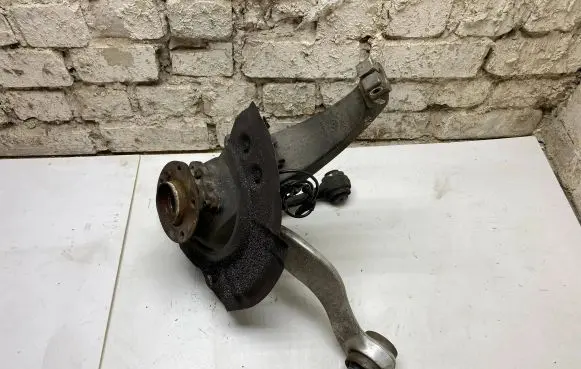 BMW 7 F01 F02 F03 F04 Front wheel hub spindle knuckle